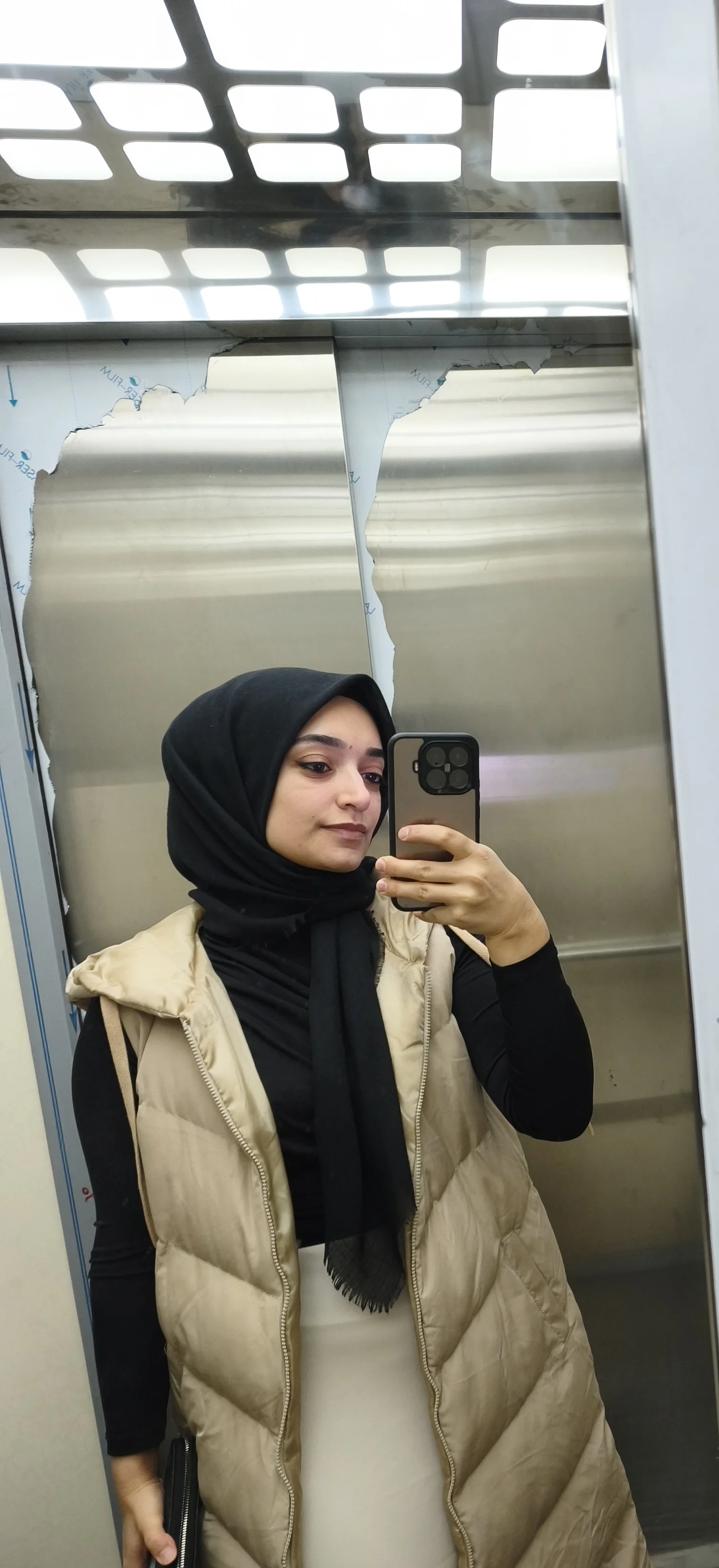 Melek Aksakal